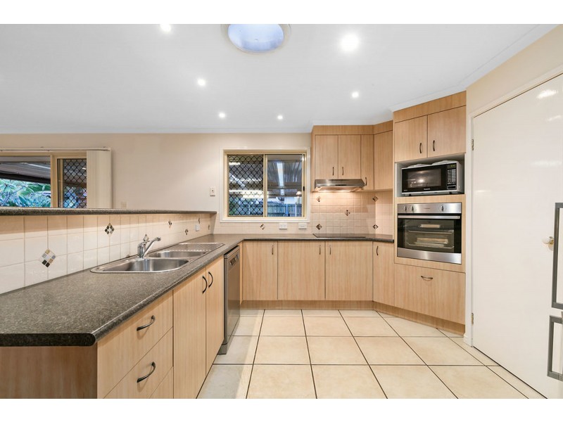 59 Bedarra Street, Redland Bay QLD 4165