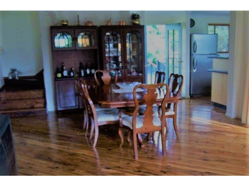 15 Squire Street, Macleay Island QLD 4184