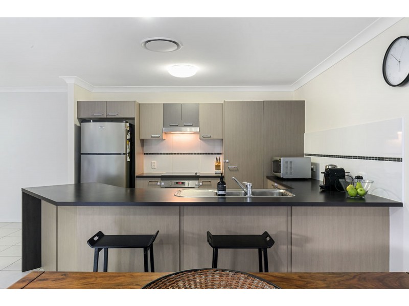 43 Aqua Crescent, Redland Bay QLD 4165