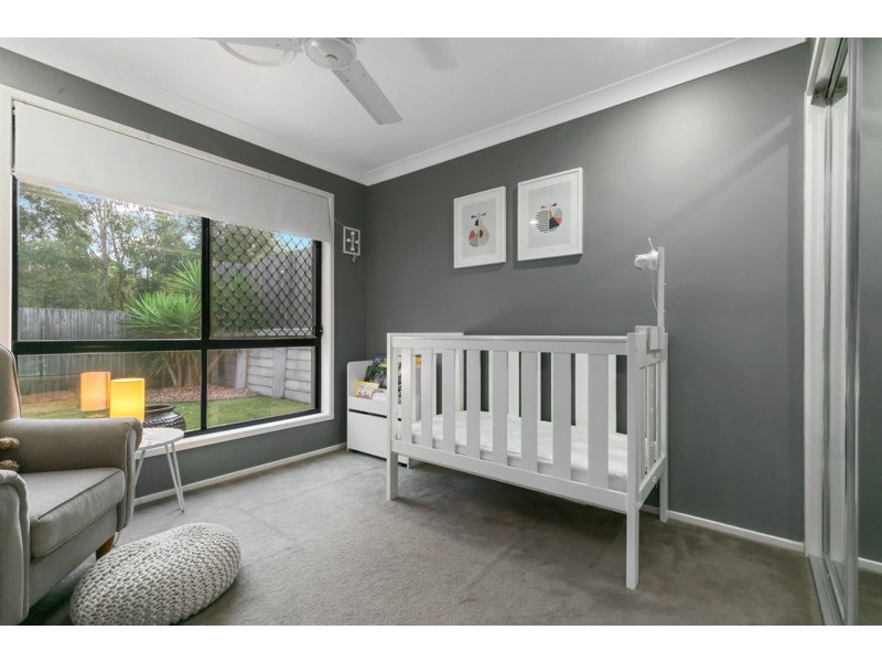 43 Aqua Crescent, Redland Bay QLD 4165