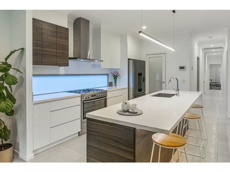 31 Frederick Street, Wellington Point QLD 4160