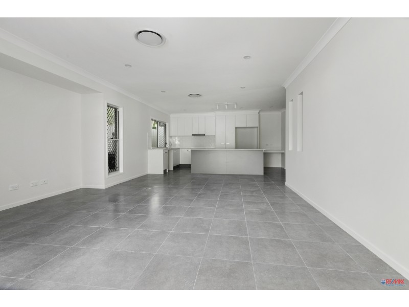 2/295 Finucane Road, Alexandra Hills QLD 4161