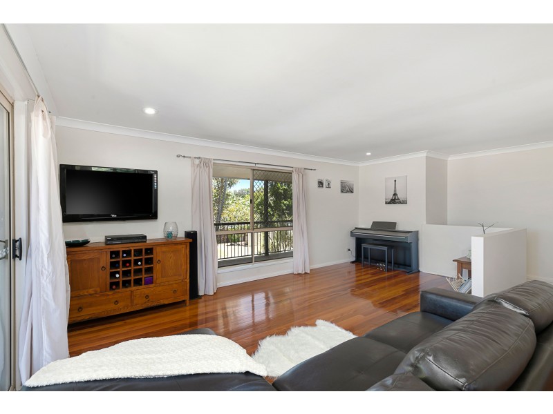 69 Riesling Street, Thornlands QLD 4164