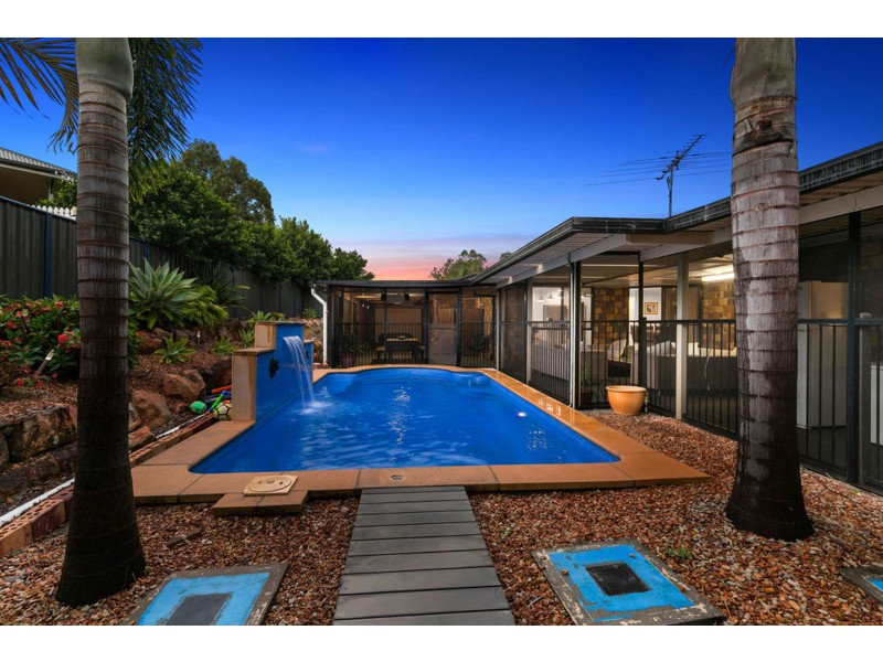 28 Grevillea Street, Redland Bay QLD 4165
