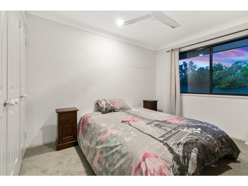 28 Grevillea Street, Redland Bay QLD 4165