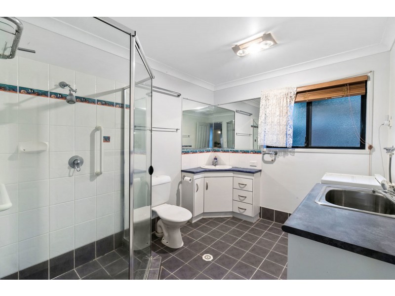 28 Grevillea Street, Redland Bay QLD 4165