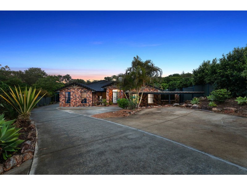 28 Grevillea Street, Redland Bay QLD 4165