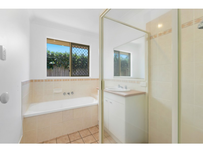 8 Ridgevale Street, Victoria Point QLD 4165