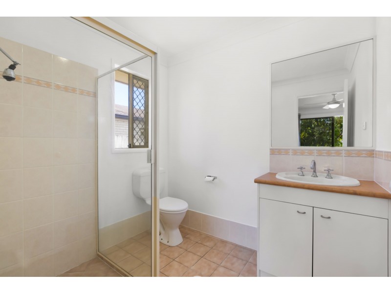 8 Ridgevale Street, Victoria Point QLD 4165