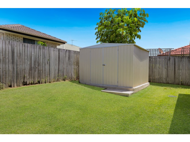 8 Ridgevale Street, Victoria Point QLD 4165
