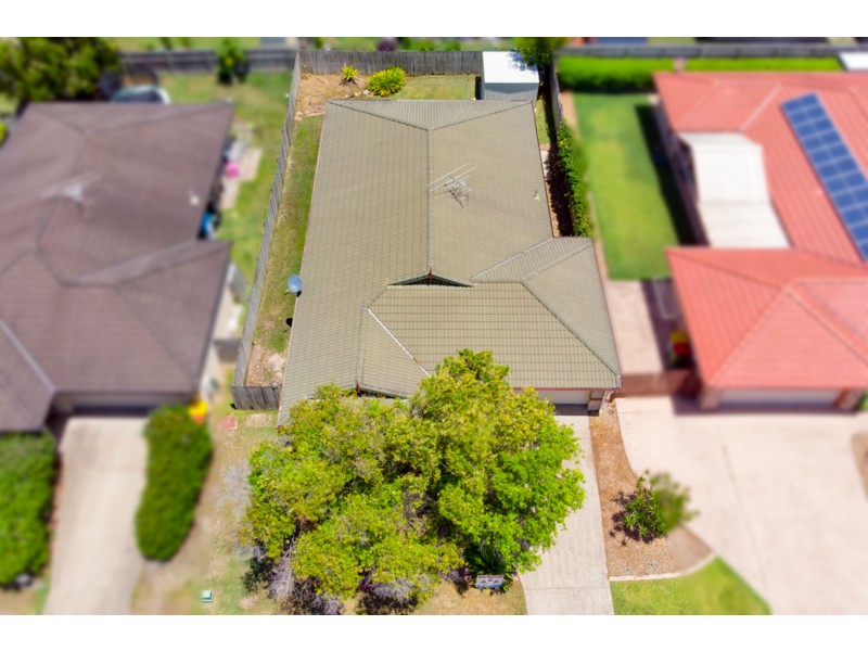 8 Ridgevale Street, Victoria Point QLD 4165