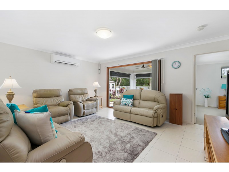 48 Whipbird Circuit, Victoria Point QLD 4165