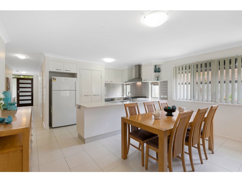48 Whipbird Circuit, Victoria Point QLD 4165