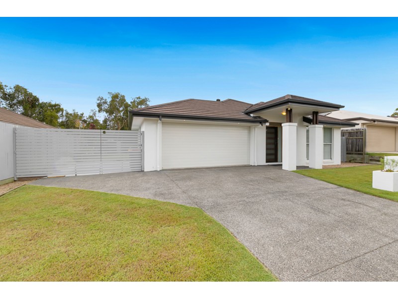 48 Whipbird Circuit, Victoria Point QLD 4165