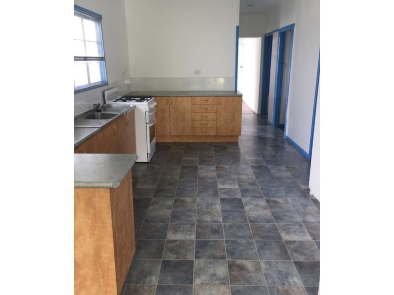 52 Haig St, Wynnum West QLD 4178