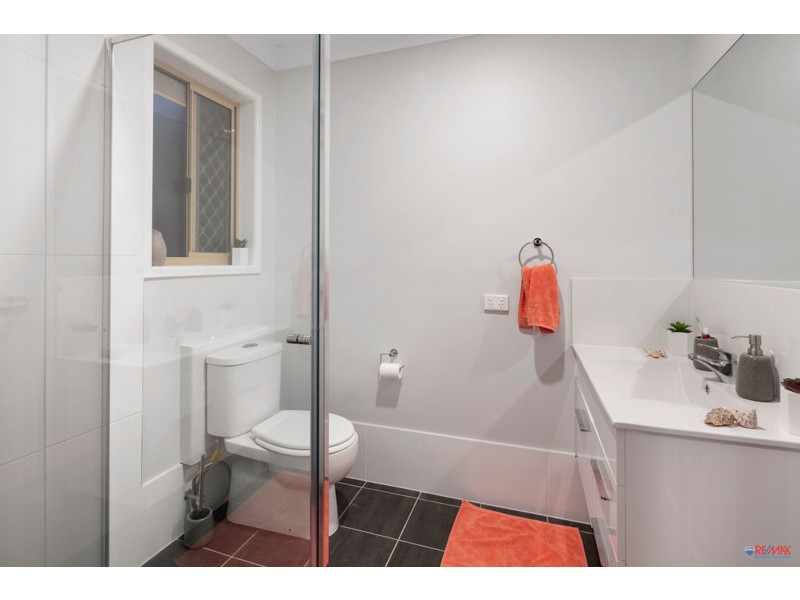 34 Skinner Avenue, Wellington Point QLD 4160