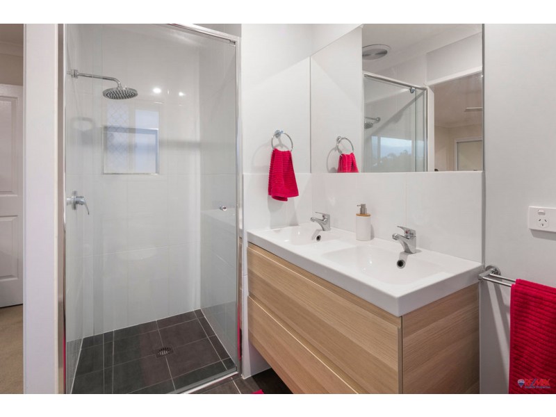 34 Skinner Avenue, Wellington Point QLD 4160