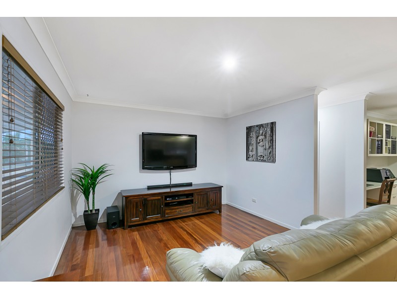 1 Moku Crescent, Birkdale QLD 4159