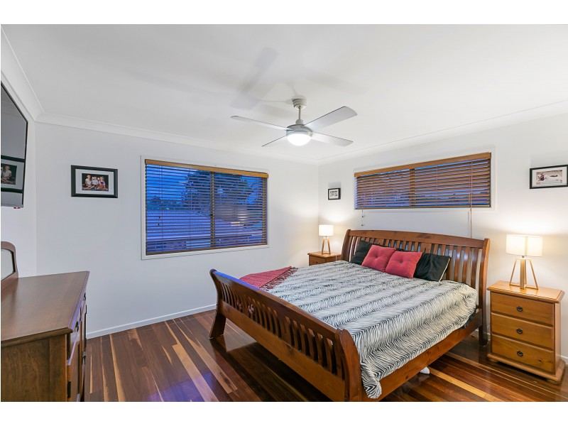 1 Moku Crescent, Birkdale QLD 4159