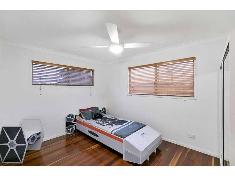 1 Moku Crescent, Birkdale QLD 4159