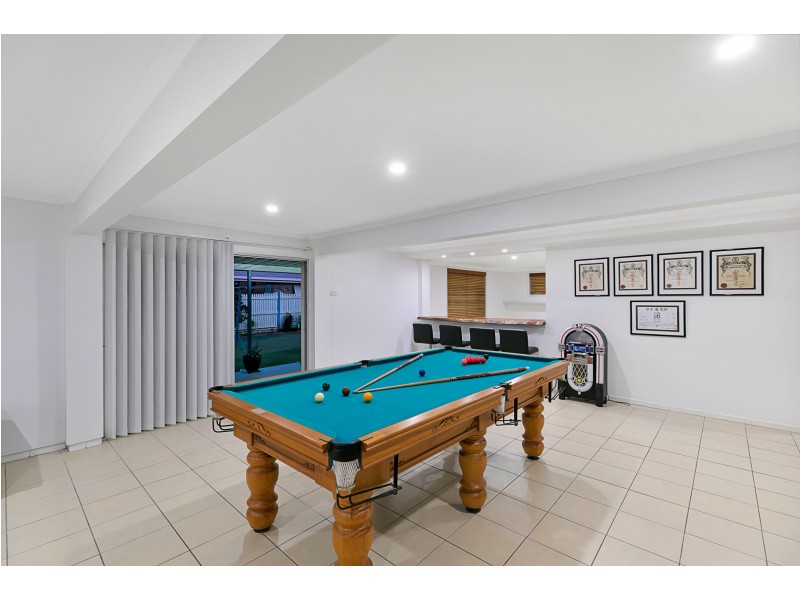 1 Moku Crescent, Birkdale QLD 4159