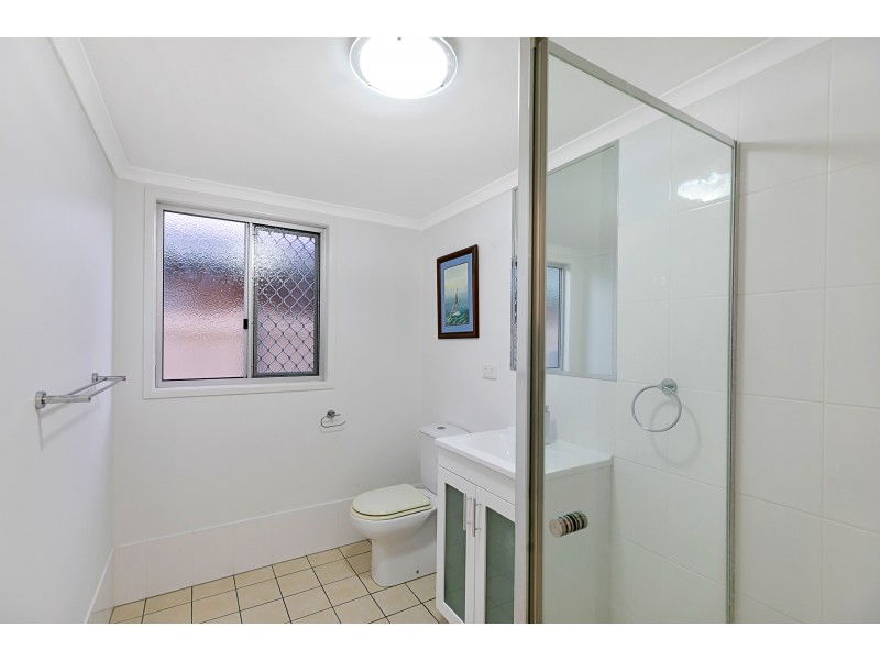 1 Moku Crescent, Birkdale QLD 4159