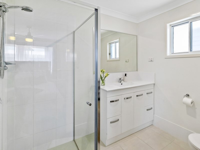 5 122-124 Mount Cotton Road, Capalaba QLD 4157