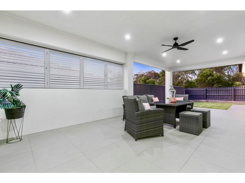 8 Nessie Place, Ormiston QLD 4160