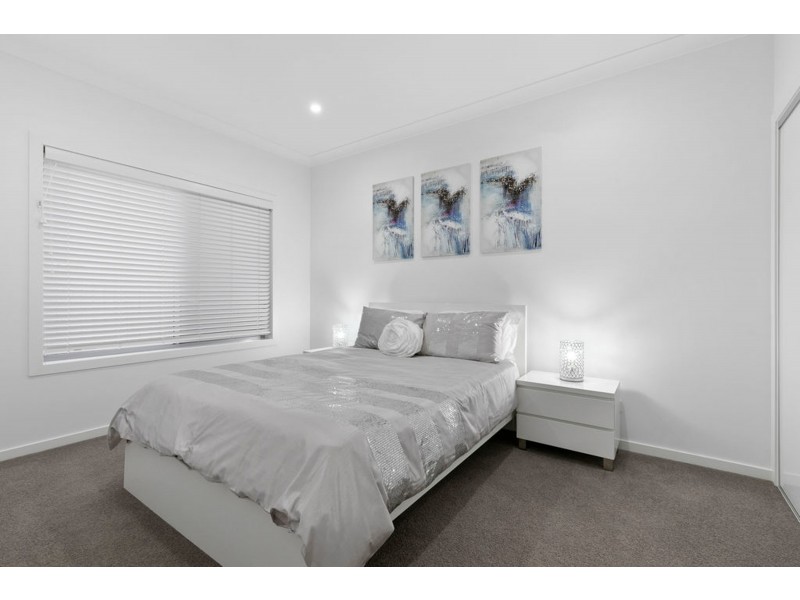 8 Nessie Place, Ormiston QLD 4160