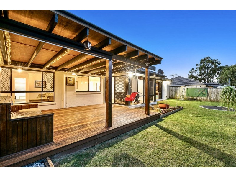 14 Syracuse Street, Redland Bay QLD 4165