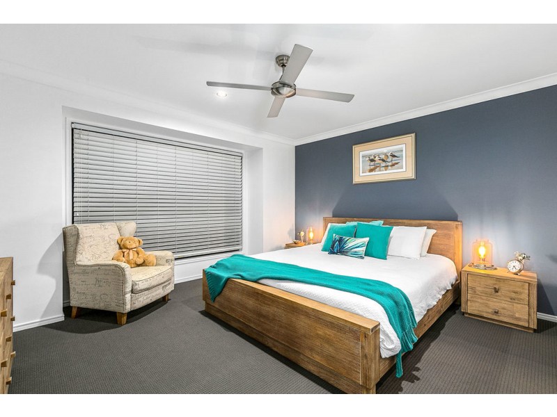 14 Syracuse Street, Redland Bay QLD 4165