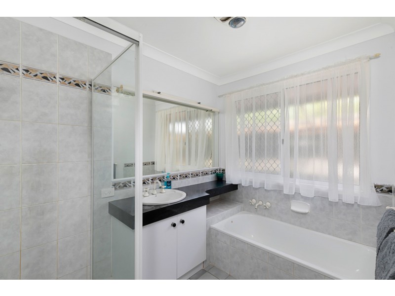 21 Wallace Street, Wellington Point QLD 4160