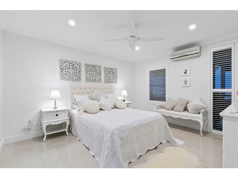 2/117 Shore Street North, Cleveland QLD 4163