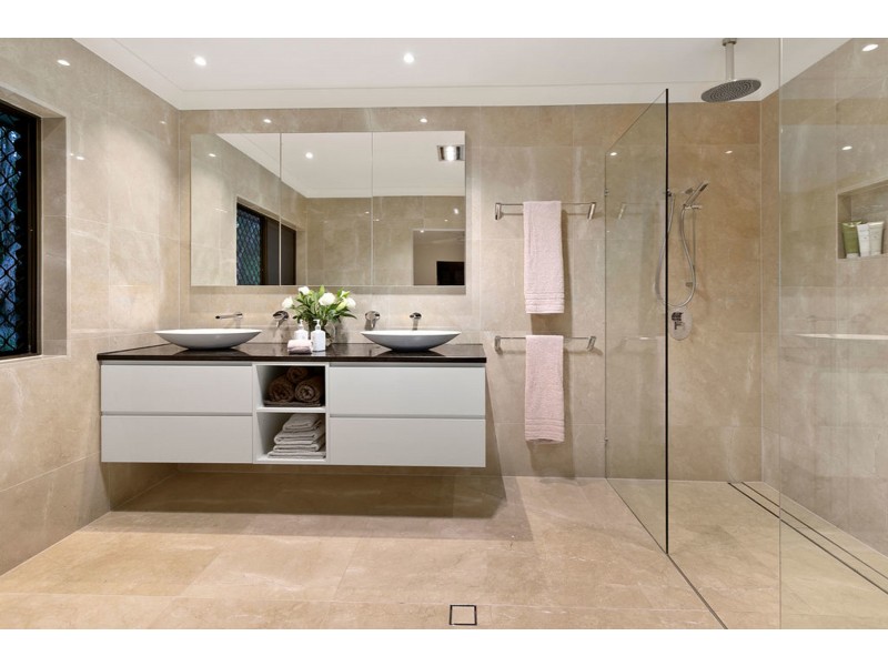 13 Venn Parade, Thornlands QLD 4164