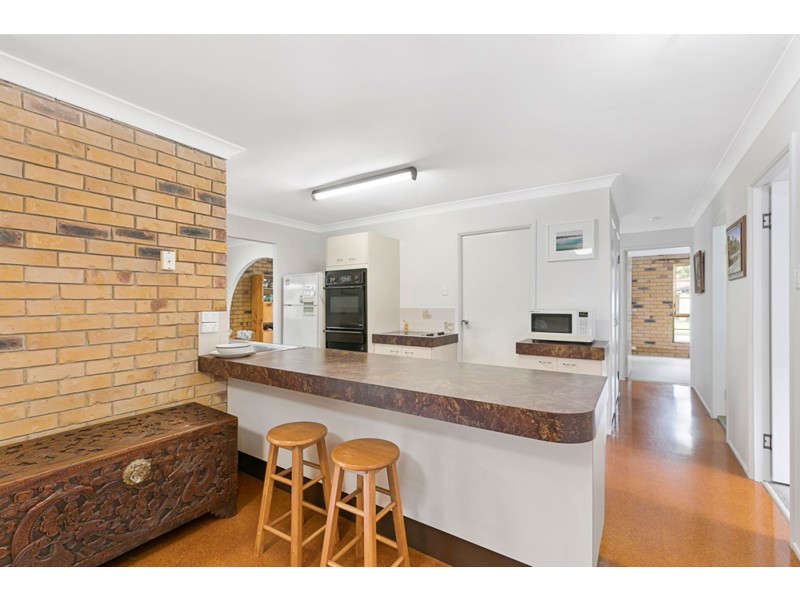 6 Rena Crt, Alexandra Hills QLD 4161