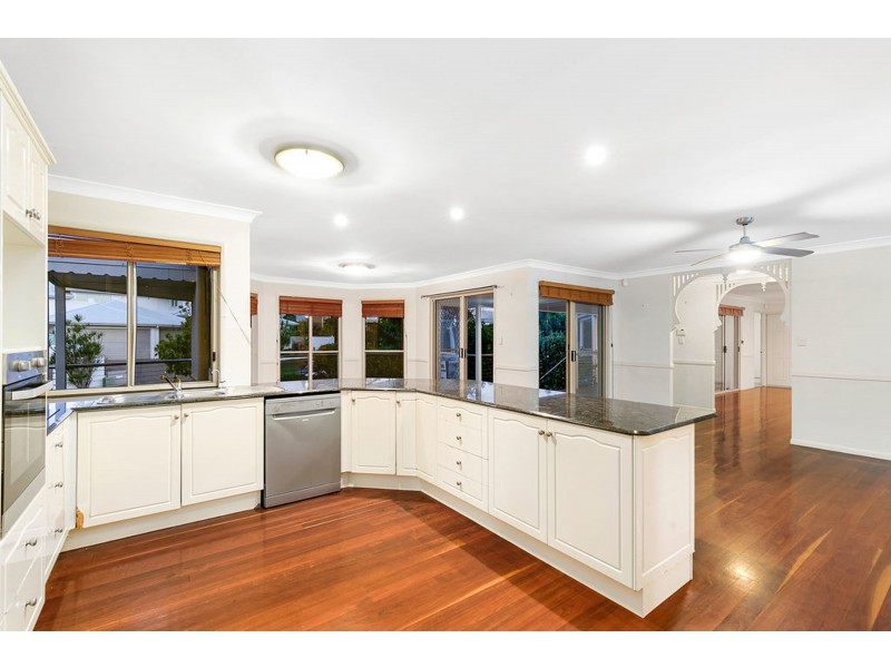 1 Bartlett Terrace, Redland Bay QLD 4165