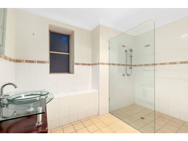 1 Bartlett Terrace, Redland Bay QLD 4165