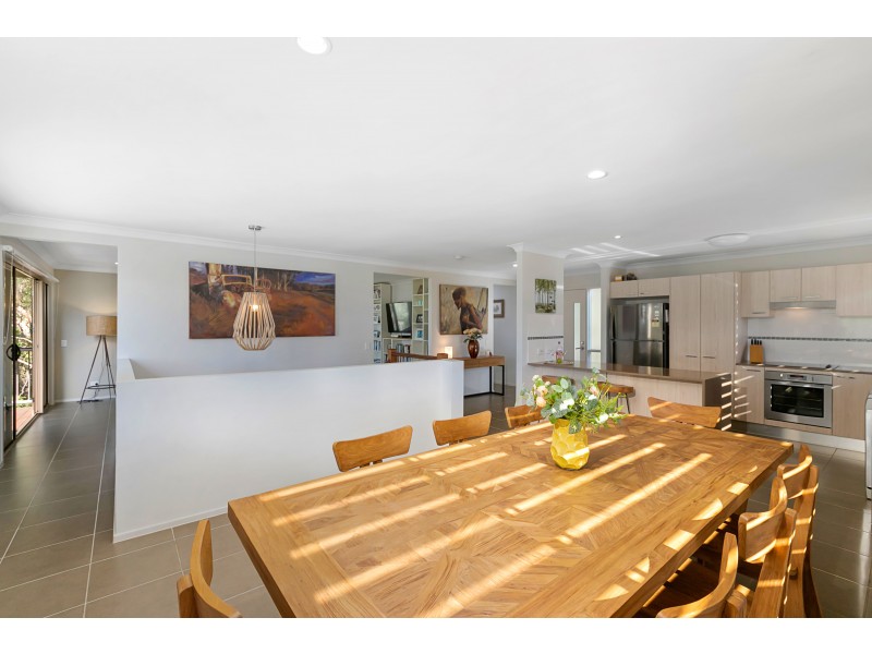 8 Cycad Close, Mount Cotton QLD 4165