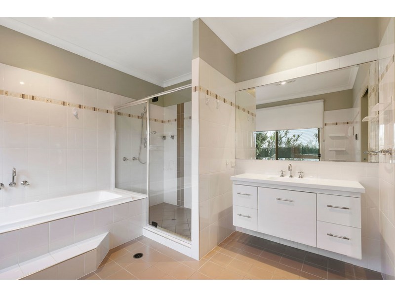 4 Nook Court, Thornlands QLD 4164