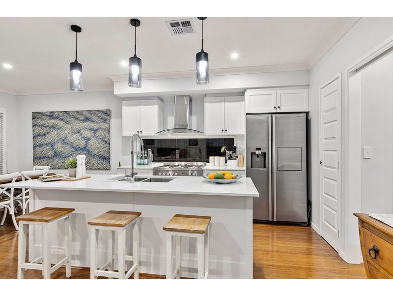 23 Bell Street, Ormiston QLD 4160