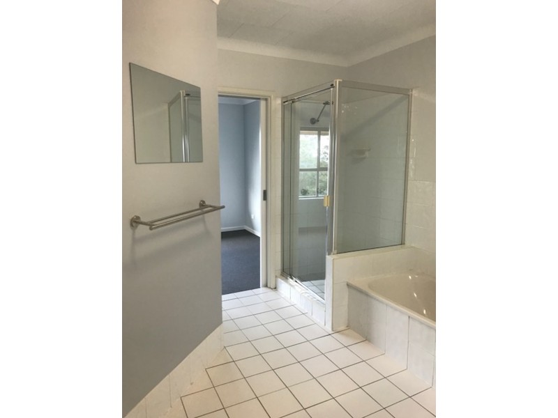 30/11-15 Wharf Street, Cleveland QLD 4163