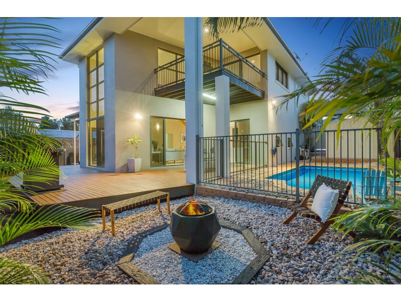 20 Hayman Street, Redland Bay QLD 4165