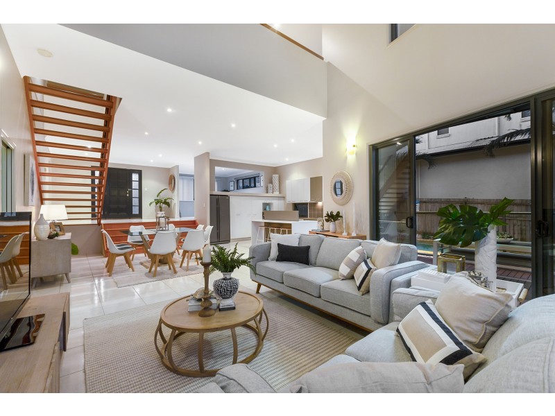 20 Hayman Street, Redland Bay QLD 4165