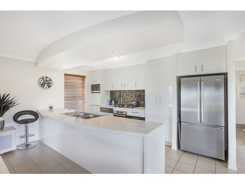 7 Jonbar Court, Thornlands QLD 4164