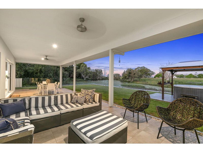 83 Waterville Drive, Thornlands QLD 4164