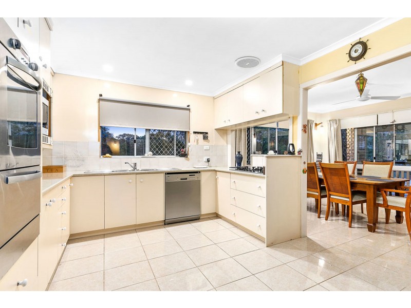 11-13 Mudlo Street, Redland Bay QLD 4165