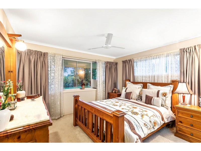 11-13 Mudlo Street, Redland Bay QLD 4165