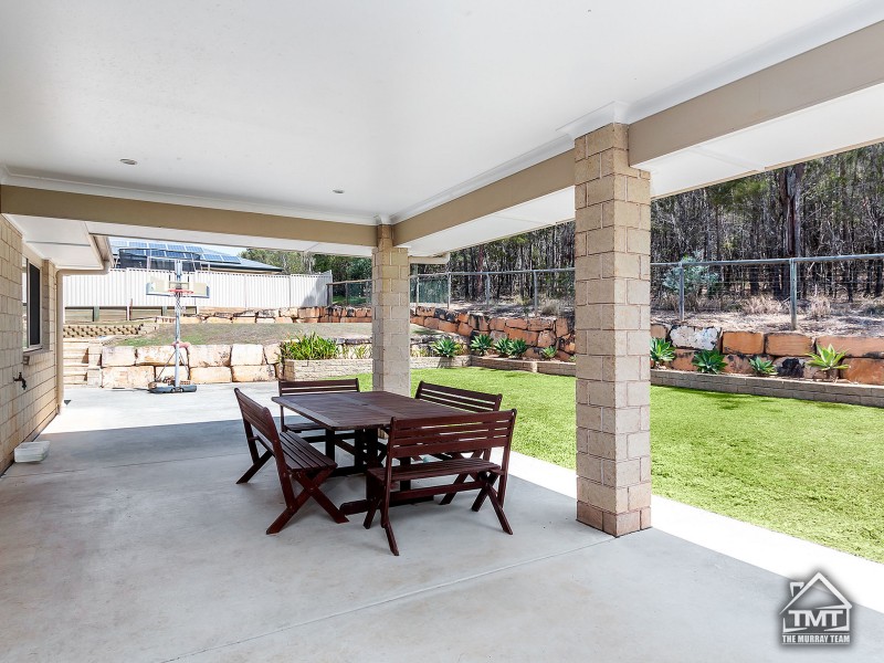 74-76 Emperor Drive, Redland Bay QLD 4165