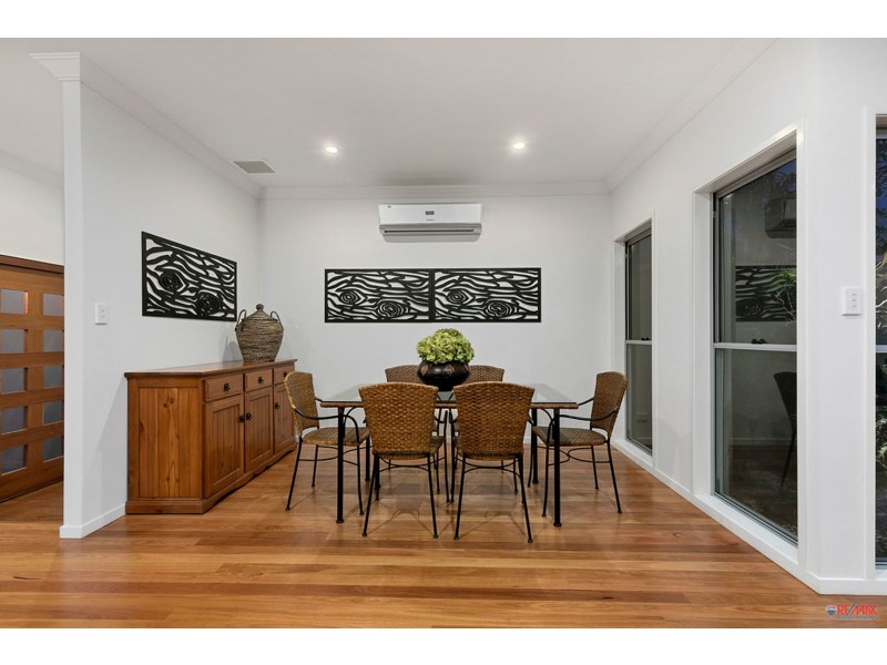 4 Raby Esplanade, Ormiston QLD 4160