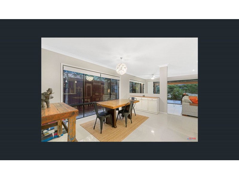 30 Pentecost Place, Redland Bay QLD 4165